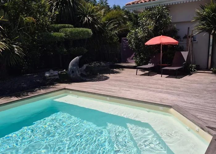 Feriehus Maison Les Bains - Jacuzzi Et Piscine